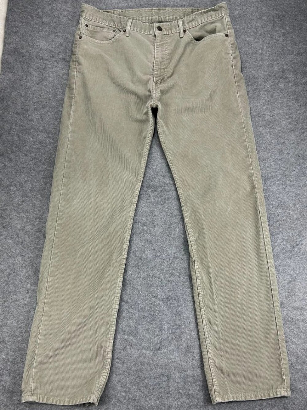 Vintage Levi's 505 Corduroy Pants Mens 38x34 Green Straight Leg Mid Rise Pockets